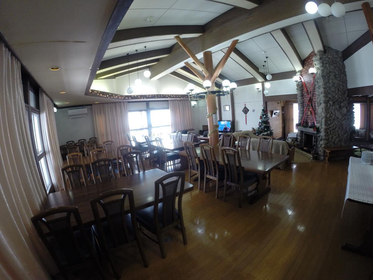 Myoko Ski Lodge In Akakura Village Екстериор снимка